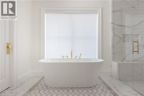 46 Second Street, Oakville, ON - Indoor Photo Showing Bathroom