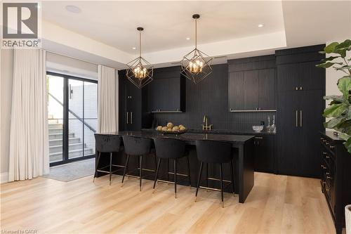 46 Second Street, Oakville, ON - Indoor