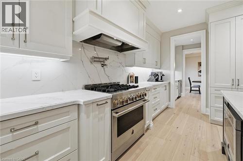 2229 Tallman Avenue, Burlington, ON - Indoor Photo Showing Kitchen With Stainless Steel Kitchen With Upgraded Kitchen