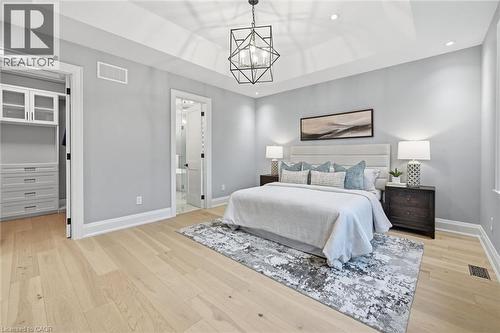 2229 Tallman Avenue, Burlington, ON - Indoor Photo Showing Bedroom