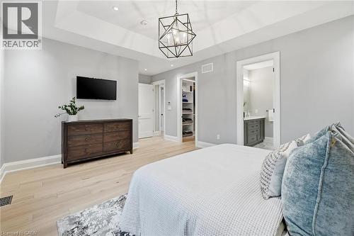 2229 Tallman Avenue, Burlington, ON - Indoor Photo Showing Bedroom