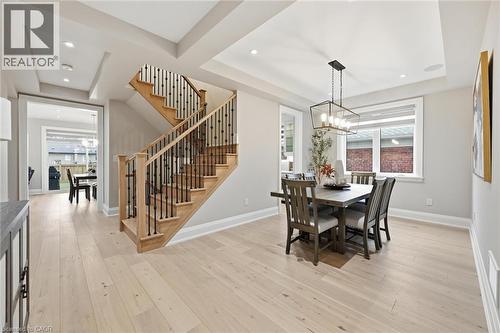 2229 Tallman Avenue, Burlington, ON - Indoor Photo Showing Dining Room