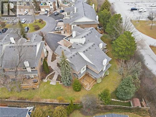 Aerial view of residence showing privacy, surrounded by greenspace - 3230 New Street Unit# 7, Burlington, ON - Outdoor With View