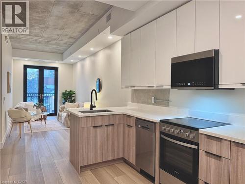 169 James Street S Unit# 401, Hamilton, ON - Indoor Photo Showing Kitchen