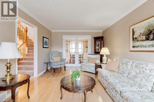 2251 Mansfield Drive, Burlington, ON - Indoor Photo Showing Living Room