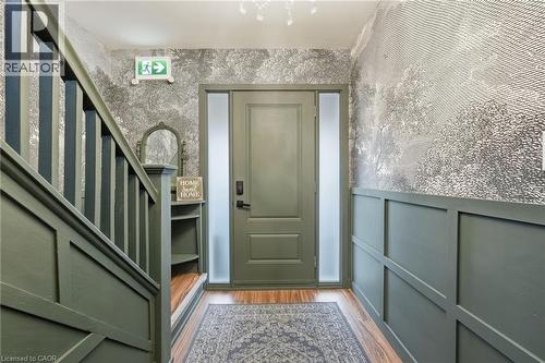 305 Cannon Street E, Hamilton, ON - Indoor Photo Showing Other Room