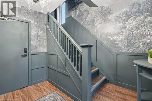 305 Cannon Street E, Hamilton, ON - Indoor Photo Showing Other Room