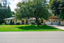 98 HADLEY Drive  Ancaster, ON L9G 1H2