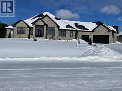 670 BISHOPSGATE Road Unit# 9  Paris, ON N3L 3E3