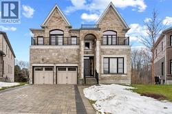 147 AMBROUS Crescent  Guelph, ON N1G 0E4