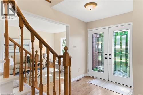 2163 Winding Way, Burlington, ON - Indoor Photo Showing Other Room