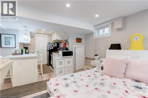 2261 Leominster Drive, Burlington, ON - Indoor Photo Showing Bedroom