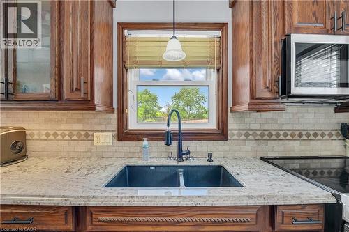 446 East 36Th Street, Hamilton, ON - Indoor Photo Showing Kitchen With Double Sink