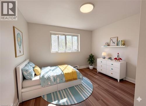 280 Lorne Avenue, Kitchener, ON - Indoor Photo Showing Bedroom