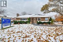 2409 WALKER'S Line  Burlington, ON L7M 4K1