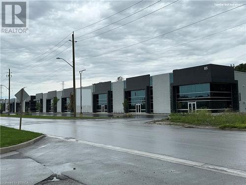 25 Dennis Road, St. Thomas, ON 