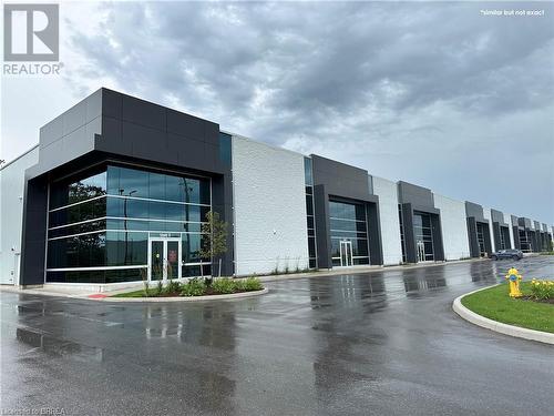25 Dennis Road, St. Thomas, ON 