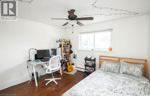 60 Ivy Lea Place, Hamilton, ON - Indoor Photo Showing Bedroom