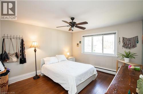60 Ivy Lea Place, Hamilton, ON - Indoor Photo Showing Bedroom