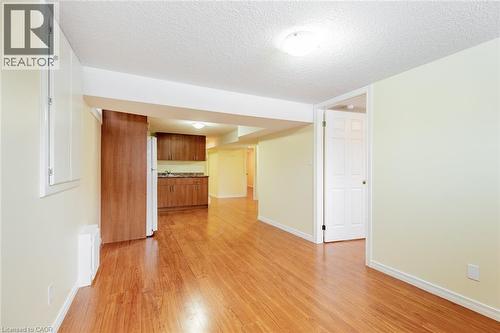 16 Garrow Drive, Hamilton, ON - Indoor