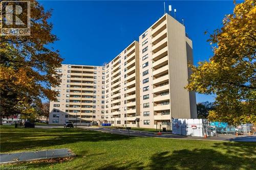 700 Dynes Road Unit# 616, Burlington, ON - Outdoor With Balcony With Facade