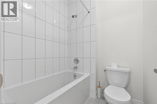 47 Bloomfield Crescent, Cambridge, ON - Indoor Photo Showing Bathroom