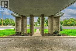 Located opposite the Jolly Cut. - 