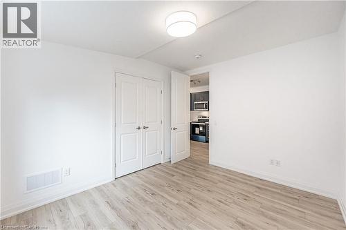 777 Beach Boulevard, Hamilton, ON - Indoor Photo Showing Other Room