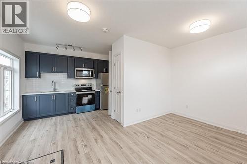 777 Beach Boulevard, Hamilton, ON - Indoor Photo Showing Kitchen