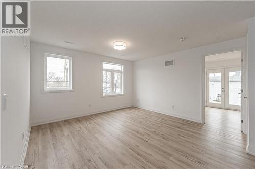 777 Beach Boulevard, Hamilton, ON - Indoor Photo Showing Other Room