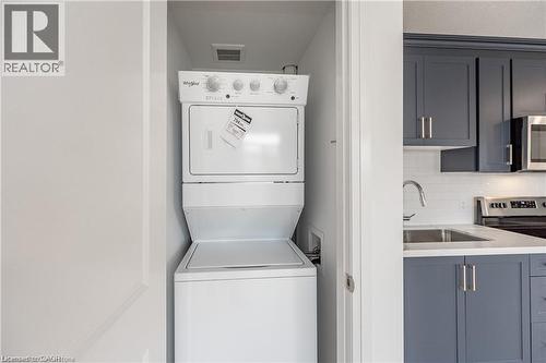 777 Beach Boulevard, Hamilton, ON - Indoor Photo Showing Laundry Room