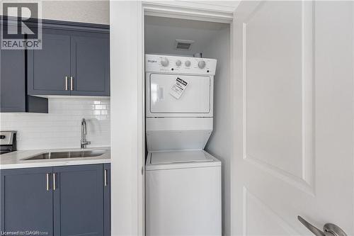 777 Beach Boulevard, Hamilton, ON - Indoor Photo Showing Laundry Room