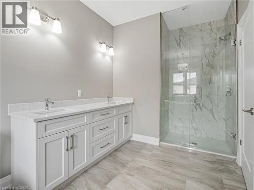 149 Willowbrook Drive, Welland, ON - Indoor Photo Showing Bathroom