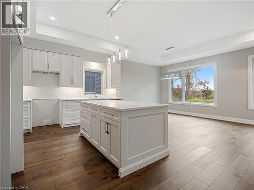 149 Willowbrook Drive, Welland, ON - Indoor Photo Showing Kitchen With Upgraded Kitchen