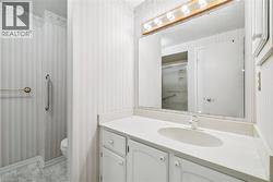2nd Floor 4pc Bathroom - 