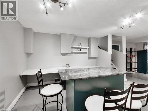 18 Pavarotti Court, Hamilton, ON - Indoor