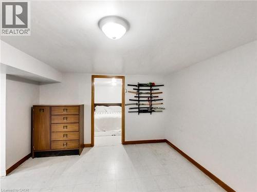 18 Pavarotti Court, Hamilton, ON - Indoor Photo Showing Other Room