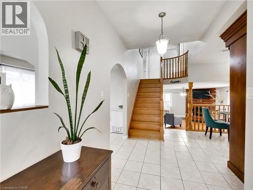 18 Pavarotti Court, Hamilton, ON - Indoor Photo Showing Other Room