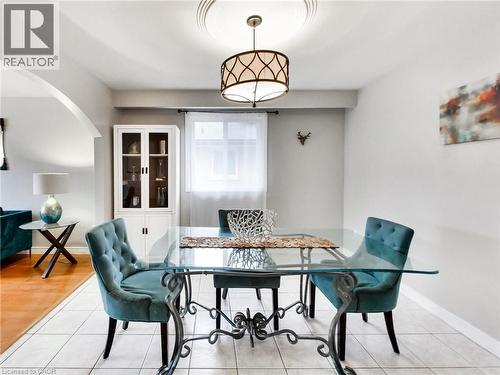 18 Pavarotti Court, Hamilton, ON - Indoor Photo Showing Dining Room