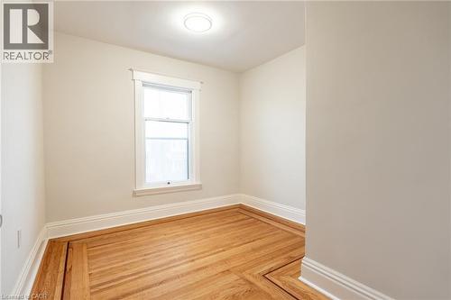 17 Barnesdale Avenue N, Hamilton, ON - Indoor Photo Showing Other Room