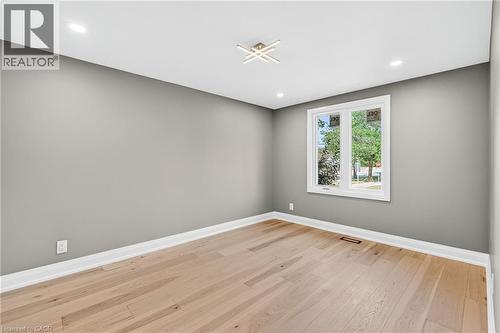 Spare room with light wood-type flooring and recessed lighting - 4006 Flemish Drive, Burlington, ON - Indoor Photo Showing Other Room