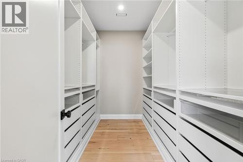 Spacious closet featuring light wood-style floors - 4006 Flemish Drive, Burlington, ON - Indoor