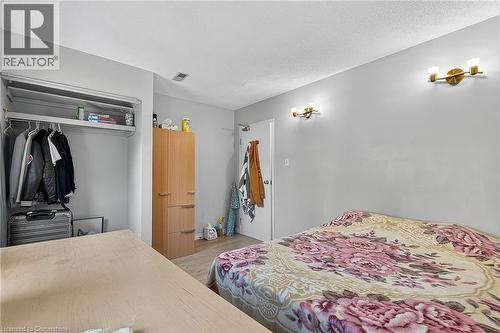 43 Dupont Street E, Waterloo, ON - Indoor Photo Showing Bedroom