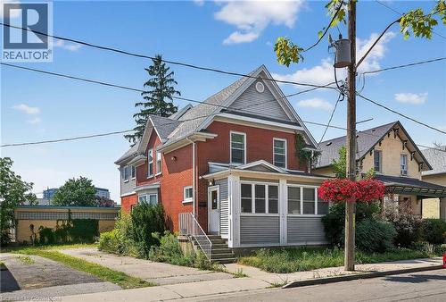 43 Dupont Street E, Waterloo, ON - Outdoor