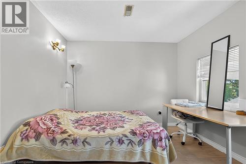 43 Dupont Street E, Waterloo, ON - Indoor Photo Showing Bedroom
