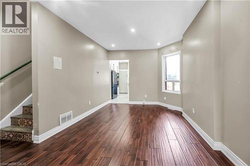 334 Cannon Street E, Hamilton, ON - Indoor Photo Showing Other Room