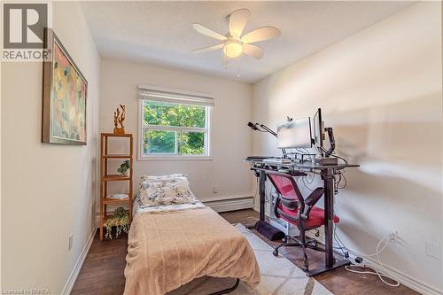648 Grey Street Unit# 305, Brantford, ON - Indoor Photo Showing Bedroom