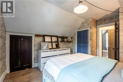 52 Connaught Avenue N, Hamilton, ON - Indoor Photo Showing Bedroom