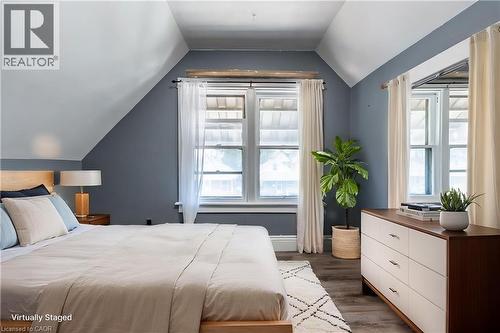 52 Connaught Avenue N, Hamilton, ON - Indoor Photo Showing Bedroom