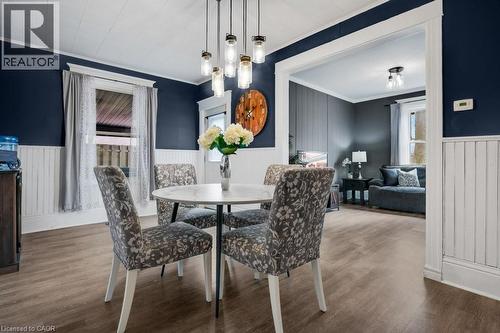 6 Glanville Avenue, Brantford, ON - Indoor Photo Showing Dining Room